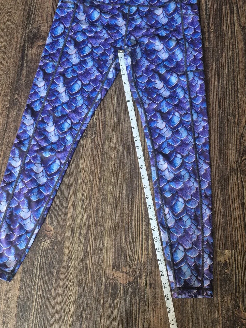 Constantly Varied Gear Mermaid Fish Scales Bra And Leggings Set Medium Large - Picture 6 of 6